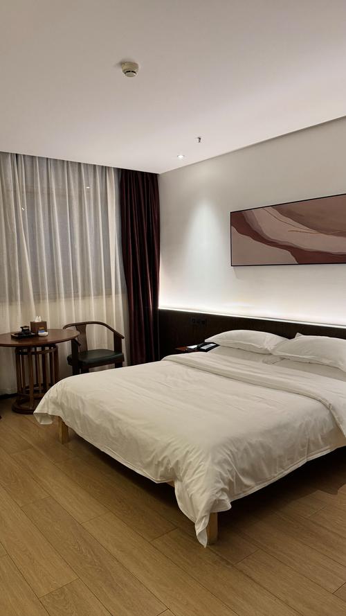 酒店里面一闪一闪的小红点是啥 酒店里面一闪一闪的小红点是啥