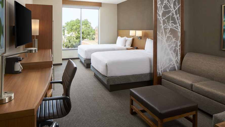 客房服务员工作累吗? 客房服务员工作累吗?